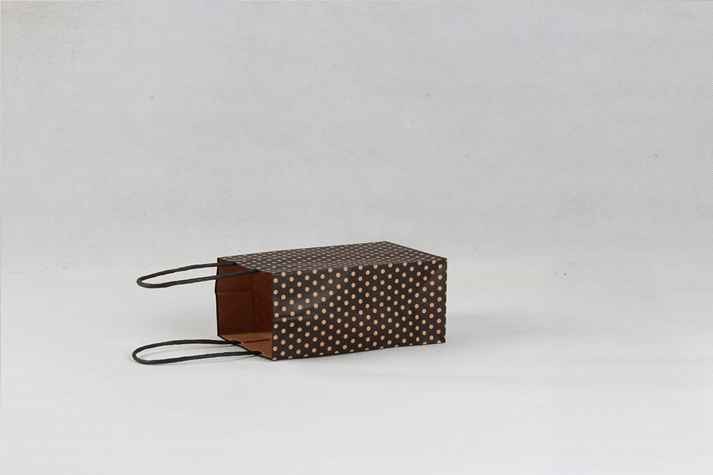 咖啡圓點時尚化妝品牛皮紙袋定制 咖啡圓點時尚化妝品牛皮紙袋定制