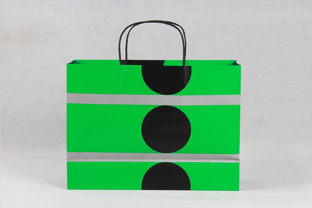 亮綠黑圓高檔化妝品銅版紙袋定制 亮綠黑圓高檔化妝品銅版紙袋定制