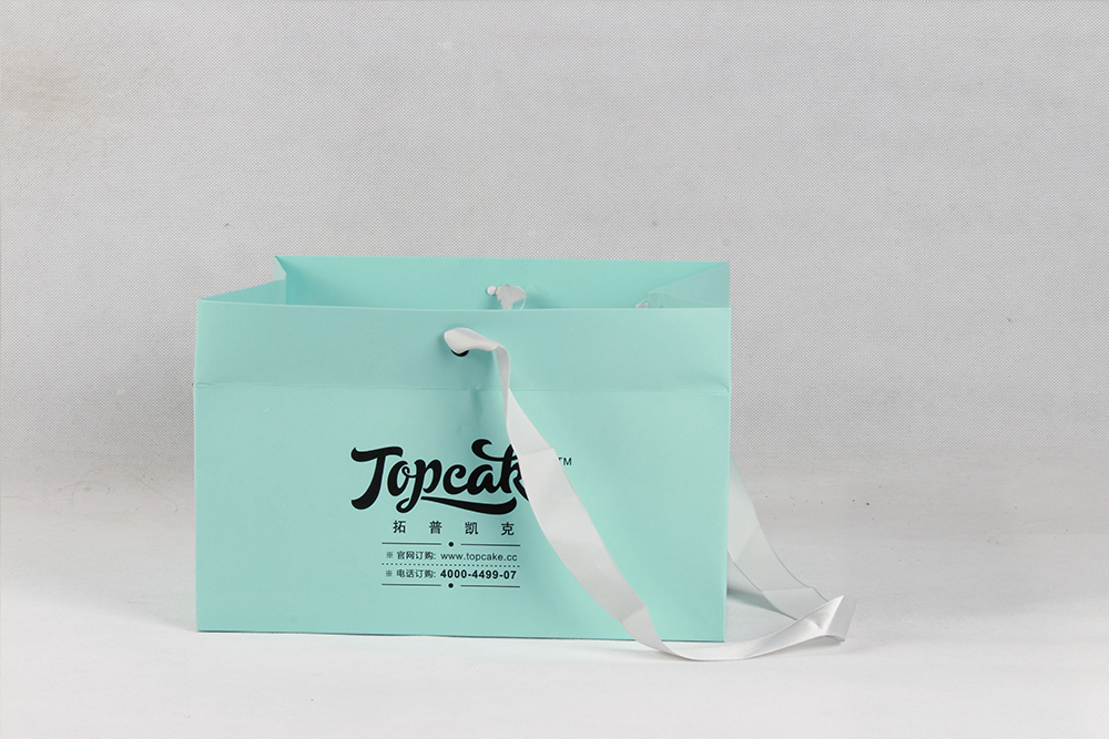 TOPCAKE中號精美化妝品白卡紙袋定制 TOPCAKE中號精美化妝品白卡紙袋定制