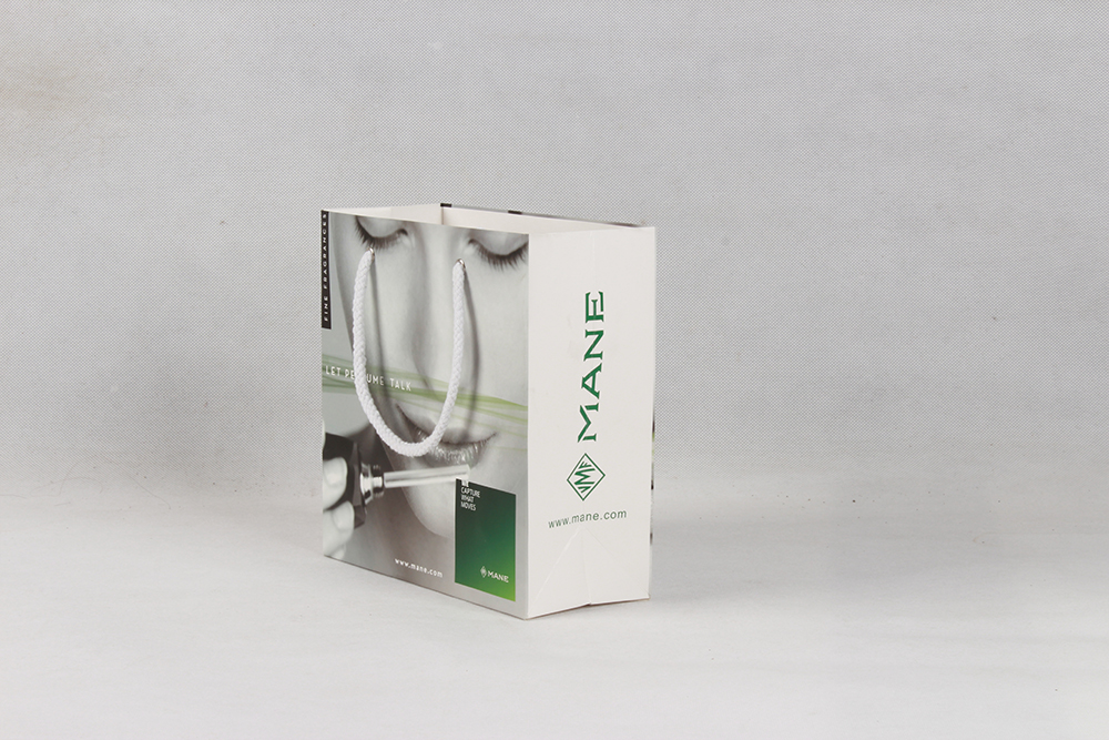 高檔化妝品白卡紙袋 MANE 高檔化妝品白卡紙袋 MANE