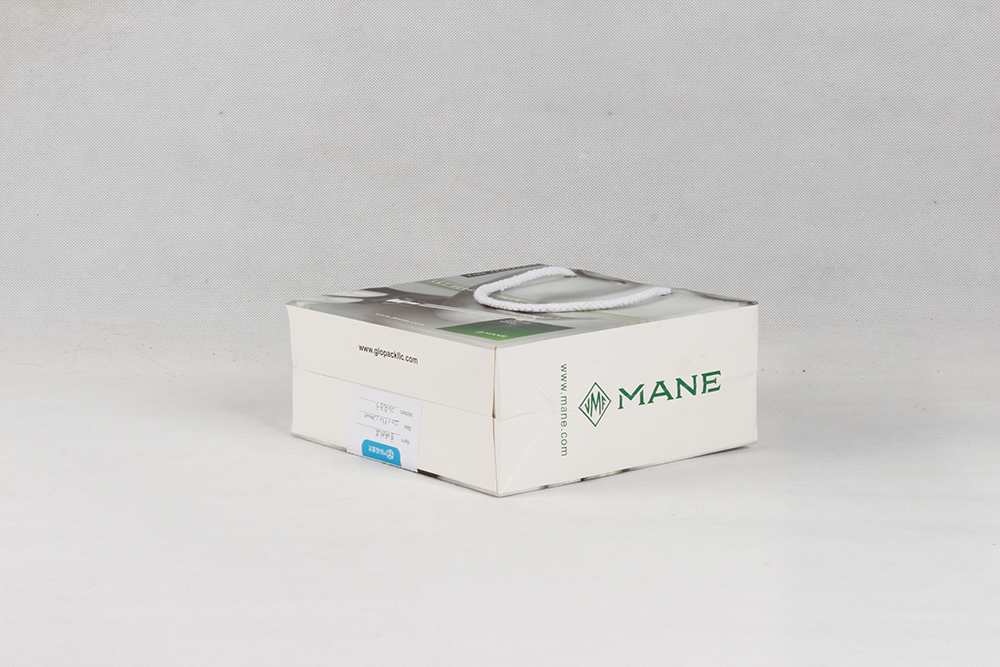 高檔化妝品白卡紙袋 MANE 高檔化妝品白卡紙袋 MANE