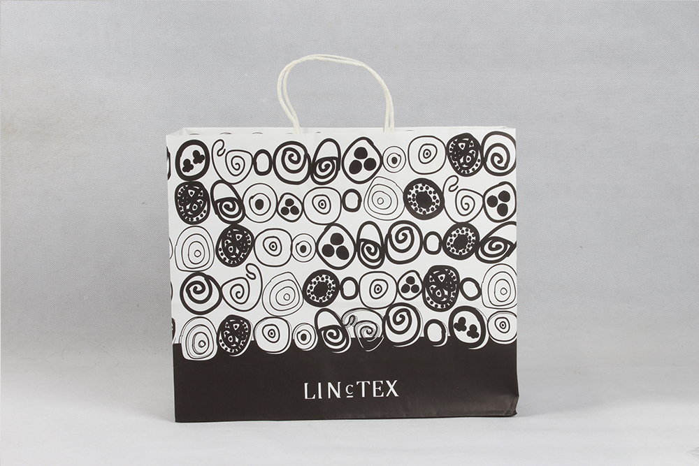 黑色創(chuàng)意型牛皮紙袋 LINCTEX 黑色創(chuàng)意型牛皮紙袋 LINCTEX