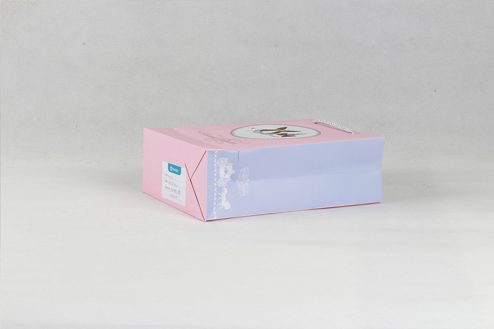 粉色卡通禮品白卡紙袋 粉色卡通禮品白卡紙袋