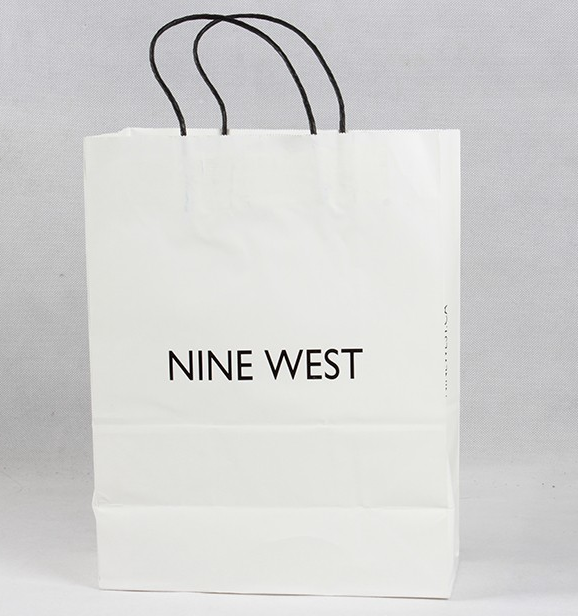 服裝紙袋印刷廠家節節取勝